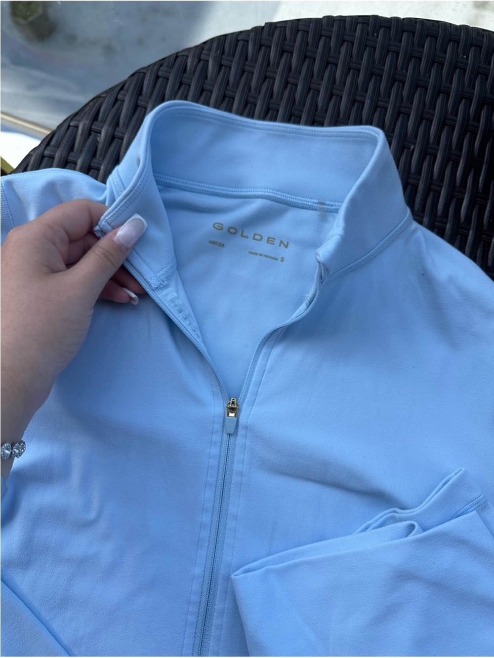 Aritzia Light Blue Women's Zip Jacket and Leggings Set - Picture 2 of 9